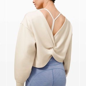 NWT Lululemon Twist Back-to-Front Pullover, White Opal, size 4